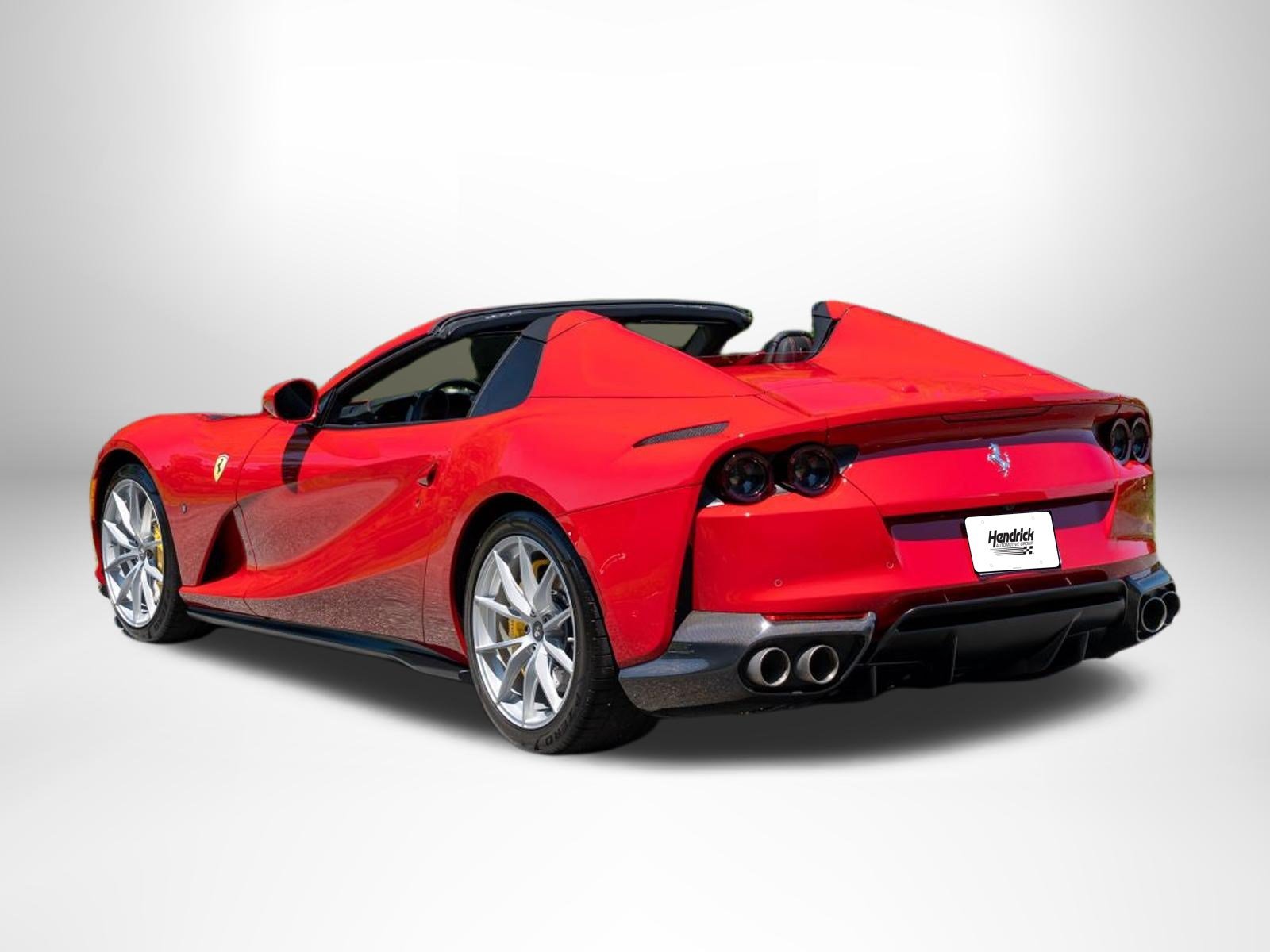 Used 2022 Ferrari 812 GTS RWD image 2