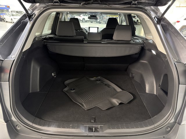 Used 2025 Toyota RAV4 XLE FWD image 12
