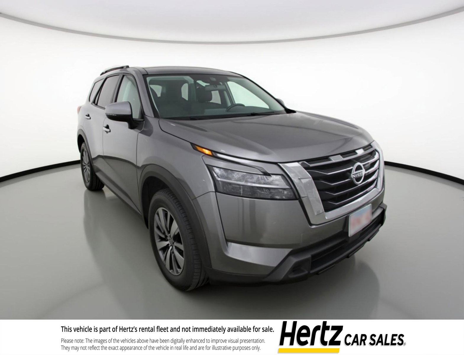 Used 2025 Nissan Pathfinder SV