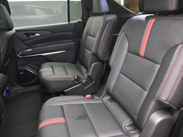 Used 2026 Chevrolet Traverse RS w/ LPO, Floor Liner Package image 10