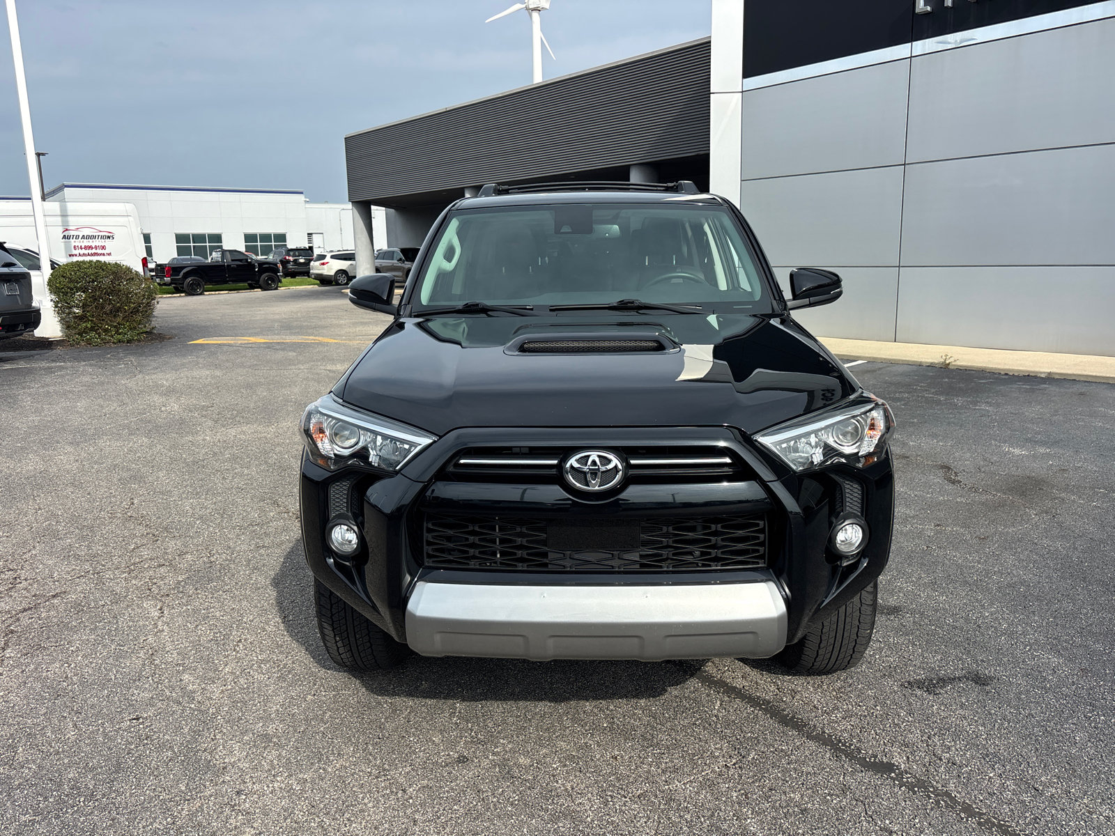 Used 2020 Toyota 4Runner TRD Off-Road Premium w/ Moonroof Package AWD/4WD image 2
