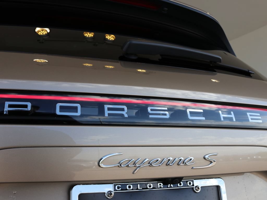 Used 2019 Porsche Cayenne S AWD/4WD image 38