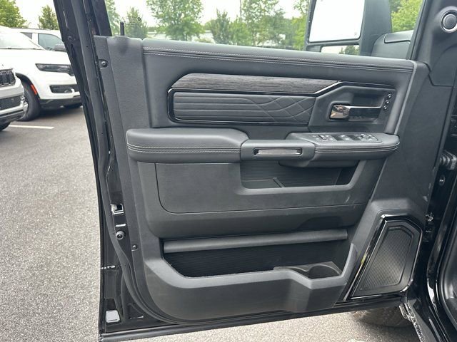 New 2026 RAM 2500 Limited image 10