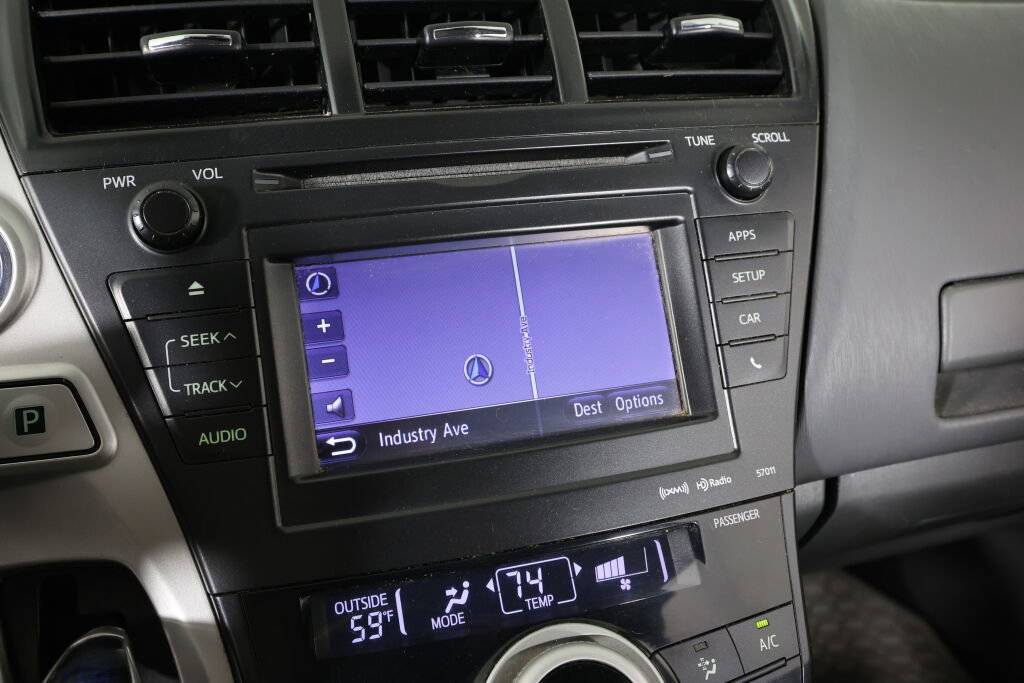 Used 2014 Toyota Prius V Three image 35