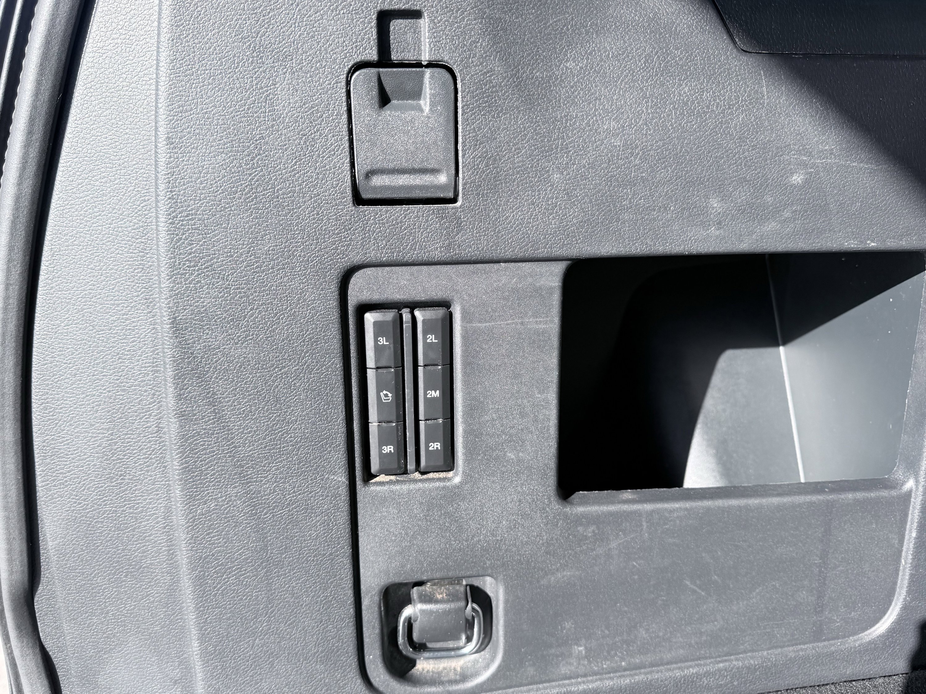 Used 2023 Ford Expedition Max Limited image 16