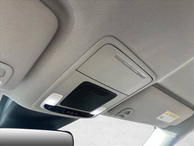 Used 2023 Honda Pilot LX image 21