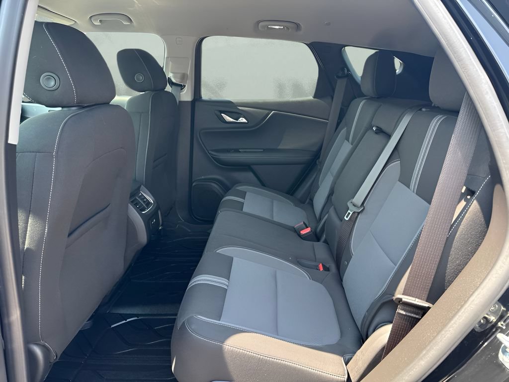 Used 2023 Chevrolet Blazer LT w/ LPO, Floor Liner Package FWD image 11