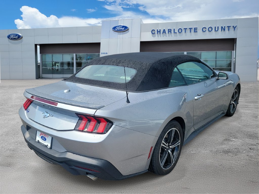 Used 2024 Ford Mustang Premium RWD image 4