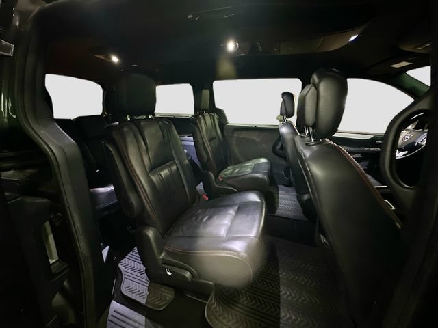 Used 2016 Dodge Grand Caravan R/T FWD image 29
