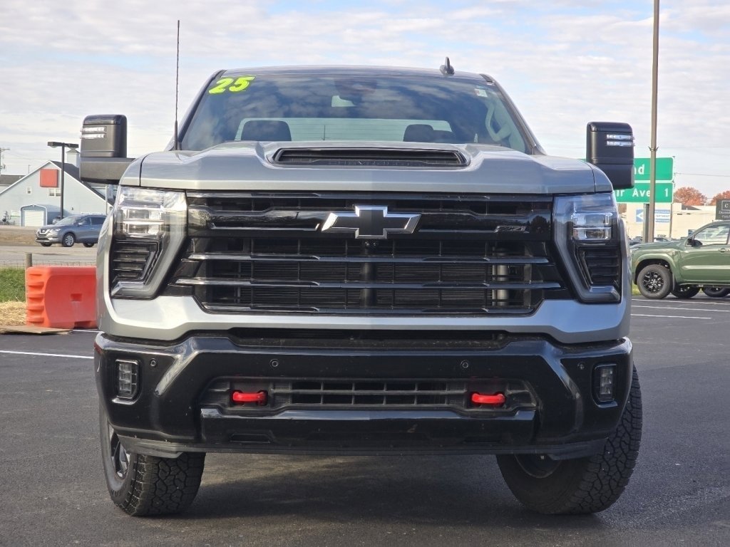 Used 2025 Chevrolet Silverado 3500 LT w/ Trail Boss Package image 10