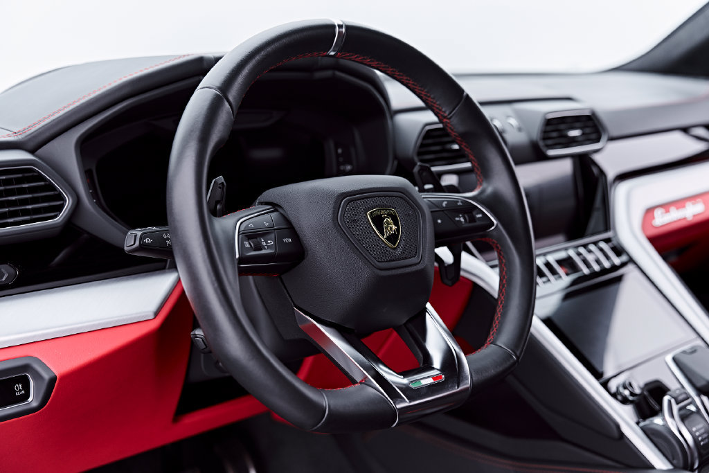 Used 2023 Lamborghini Urus S AWD/4WD image 45