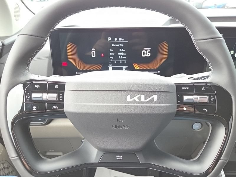 New 2027 Kia Carnival EX FWD image 32