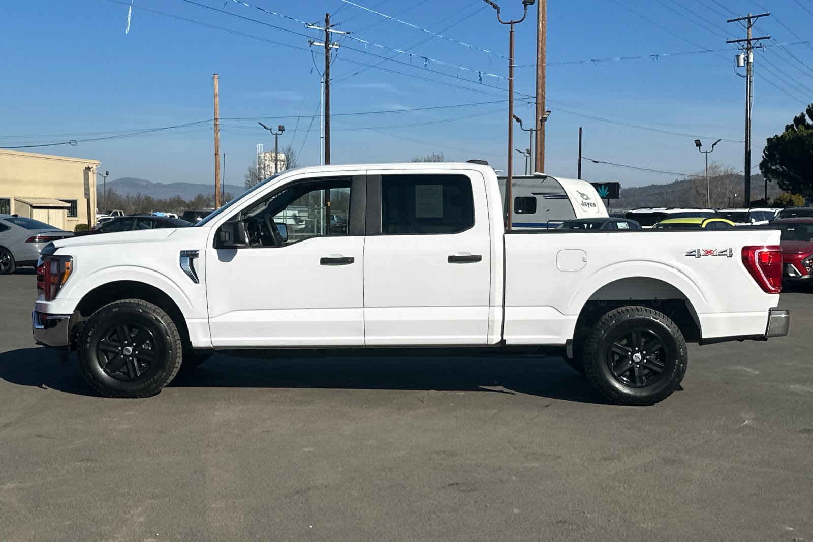 Used 2023 Ford F150 XLT w/ Trailer Tow Package image 8