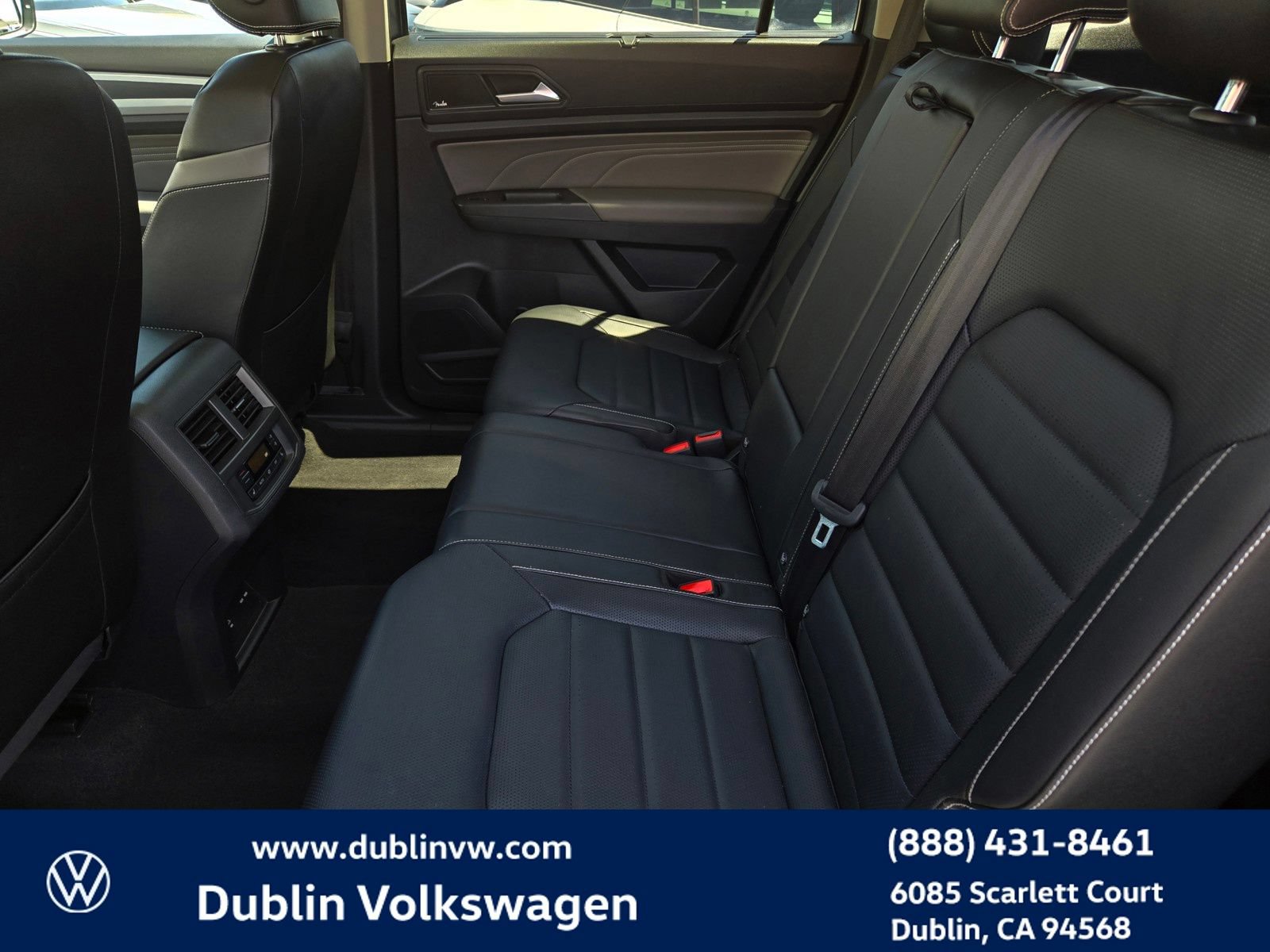 Certified 2023 Volkswagen Atlas SEL Premium AWD/4WD image 13