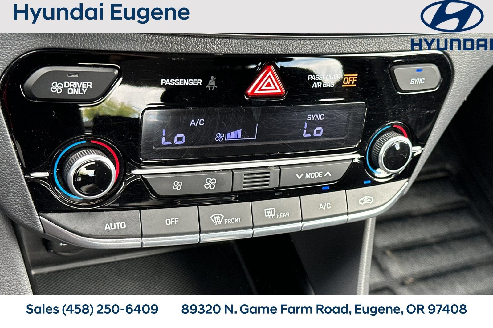 Used 2019 Hyundai Ioniq Plug-In Hybrid FWD image 24
