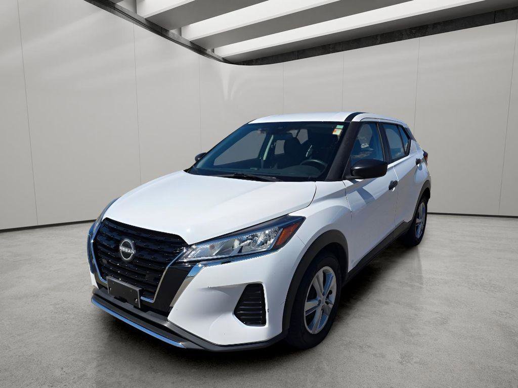 Used 2023 Nissan Kicks S image 1