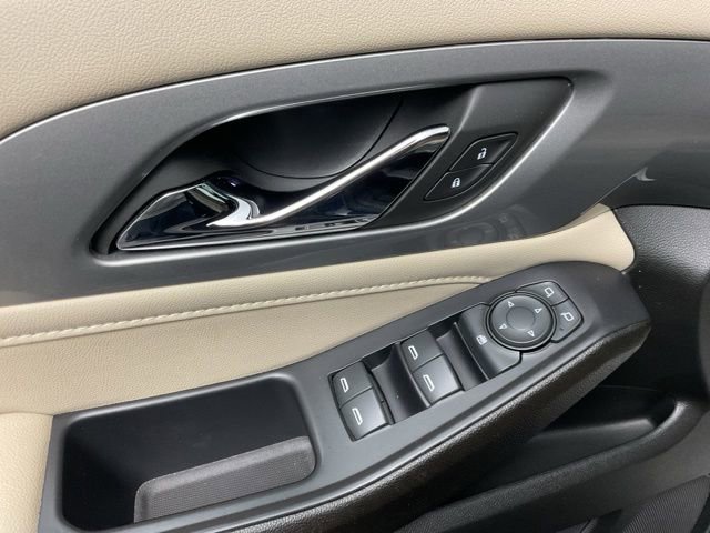 Certified 2022 Chevrolet Traverse LS FWD image 11
