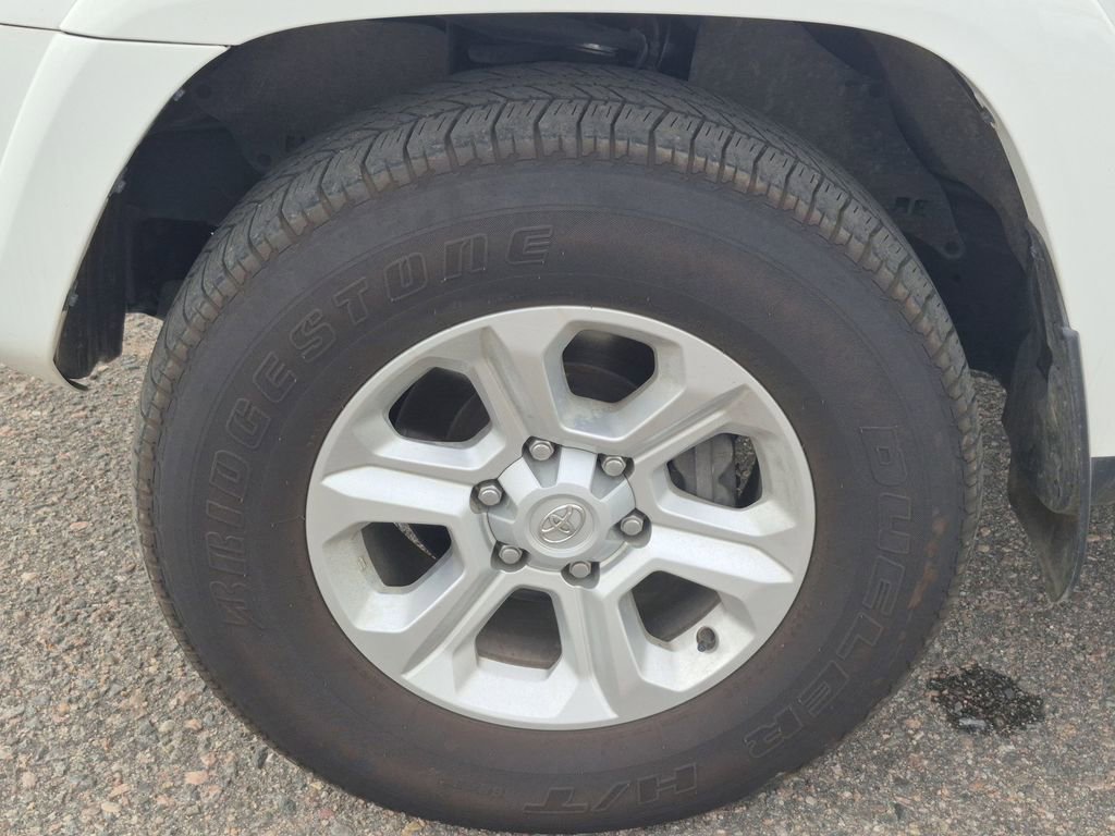 Used 2023 Toyota 4Runner SR5 image 17