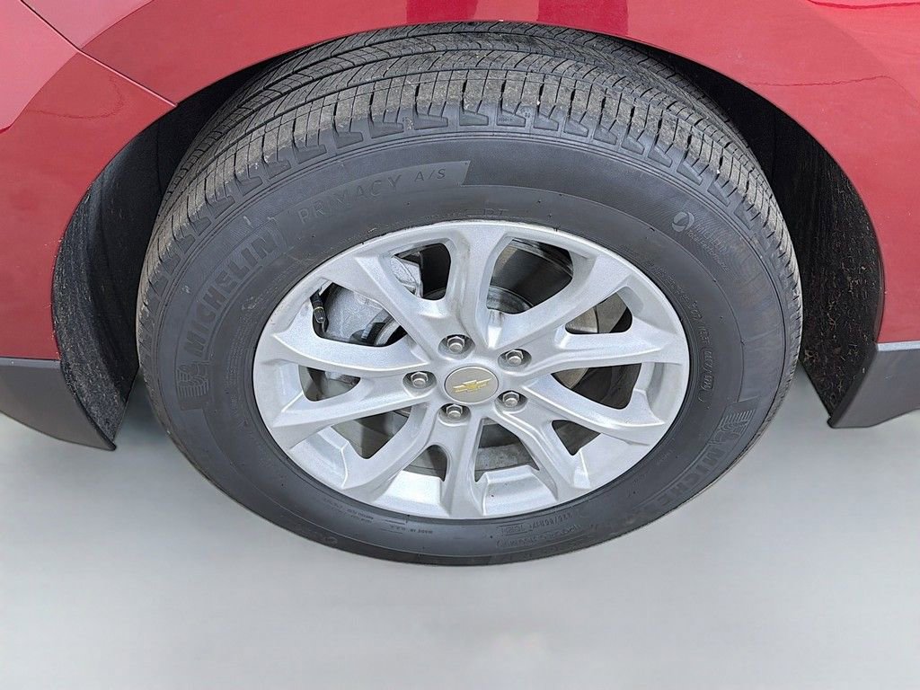 Used 2020 Chevrolet Equinox LT w/ Driver Convenience Package image 16