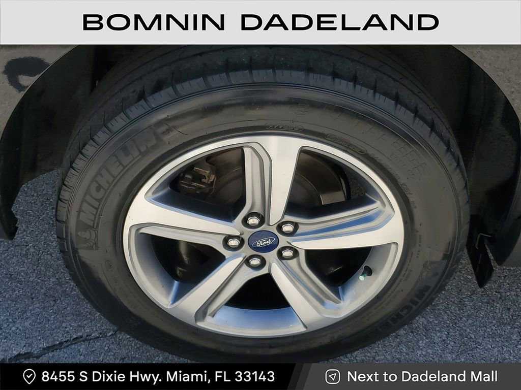 Used 2021 Ford Edge SEL w/ Convenience Package image 5