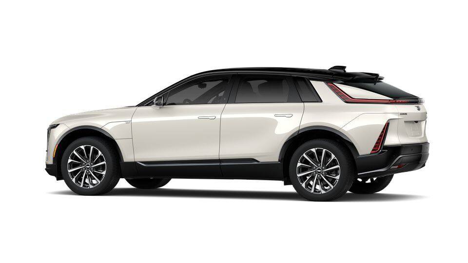 New 2027 Cadillac Lyriq Premium Sport w/ LPO, Floor Liner Package AWD/4WD image 10