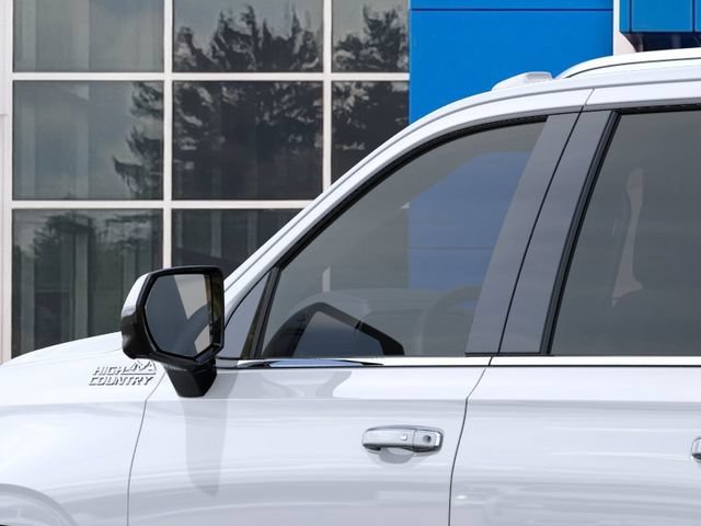 New 2026 Chevrolet Suburban High Country AWD/4WD image 12