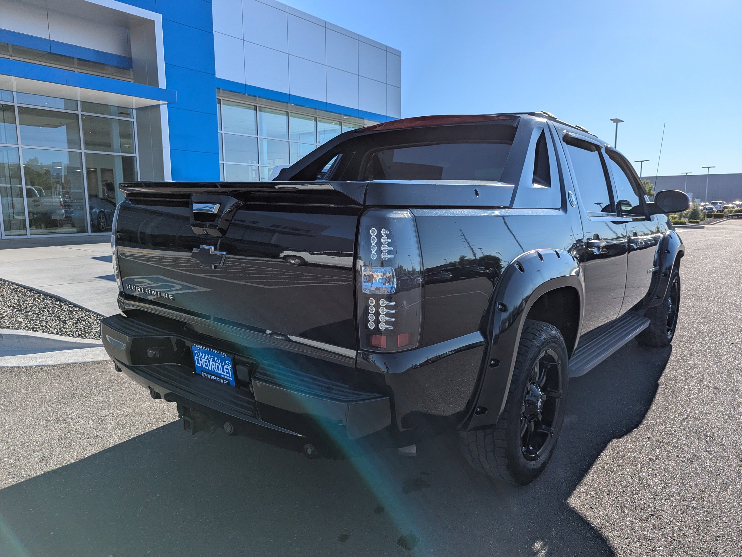 Used 2013 Chevrolet Avalanche LT w/ All-Star Edition AWD/4WD image 34