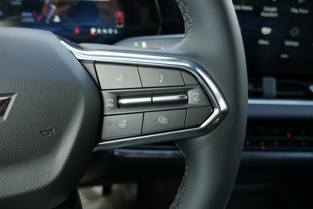 New 2025 Chevrolet Equinox LT w/ Convenience Package II image 8