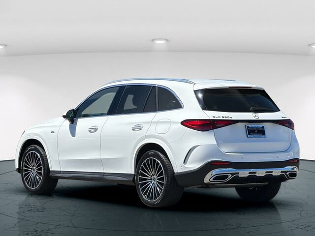 Used 2025 Mercedes-Benz GLC 350e 4MATIC image 5
