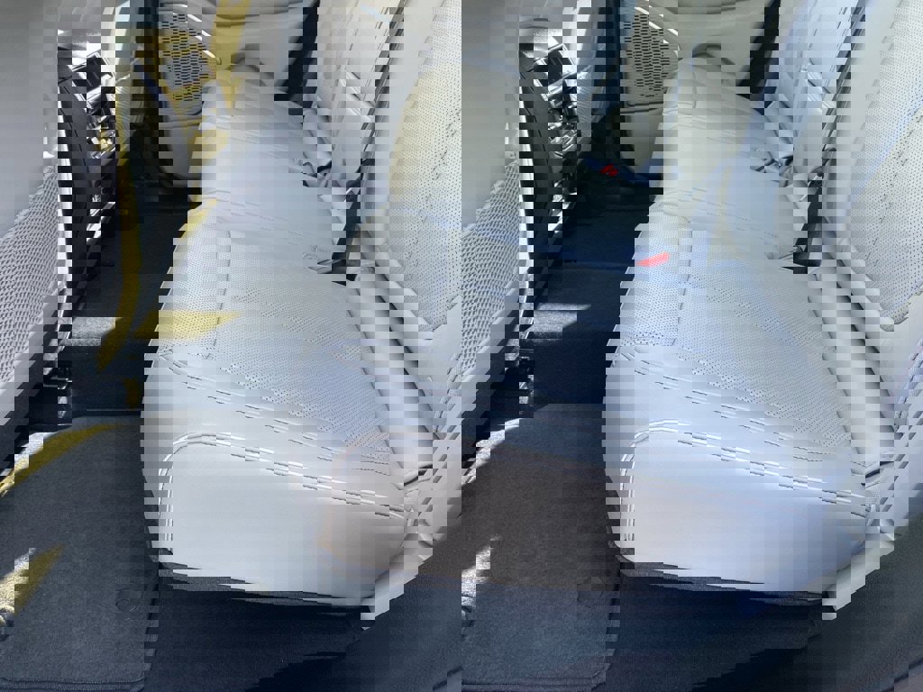 Used 2022 Jeep Grand Cherokee Overland image 15