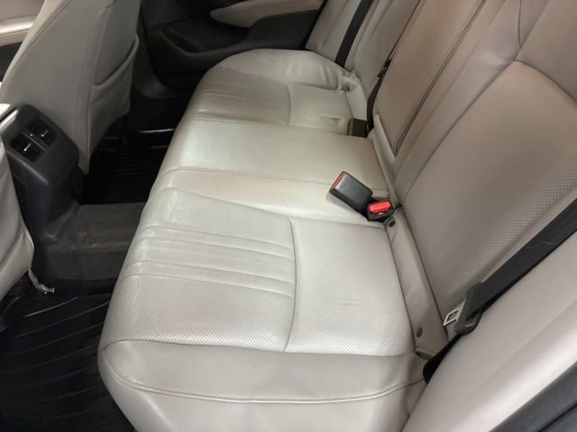 Used 2018 Honda Accord Touring image 18