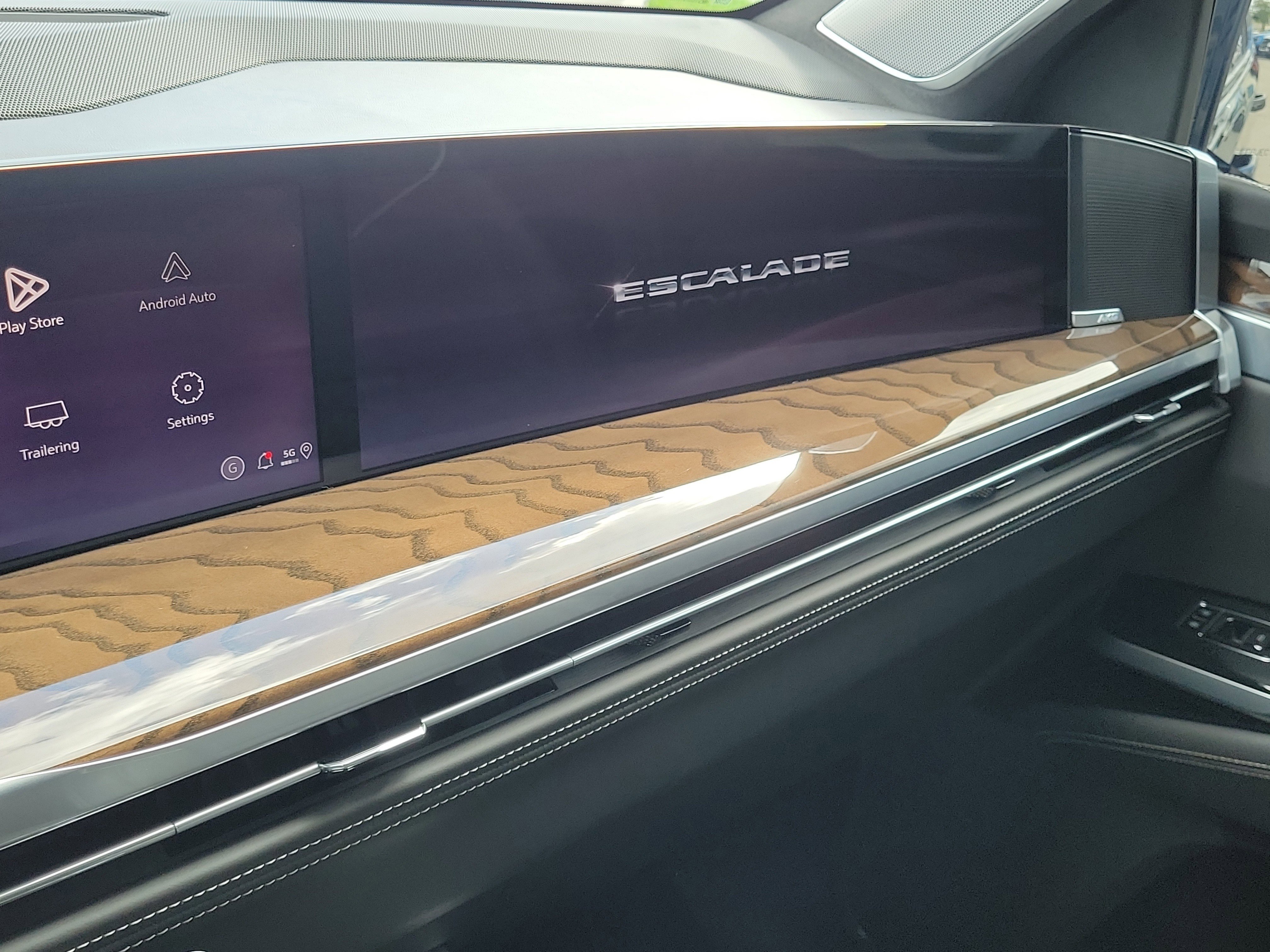 Used 2025 Cadillac Escalade Sport Platinum image 25
