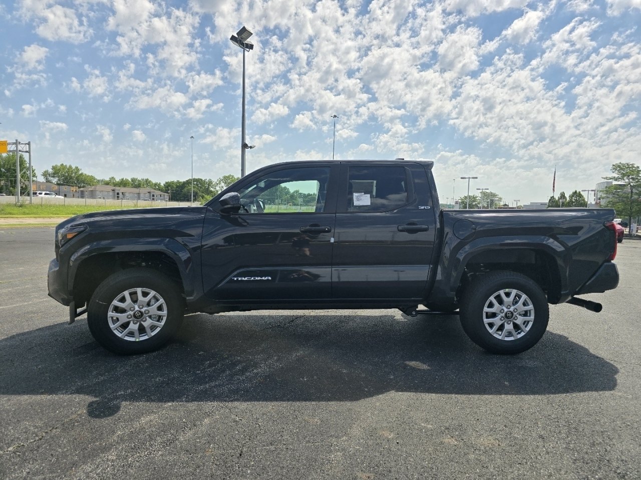 New 2026 Toyota Tacoma SR5 AWD/4WD image 11