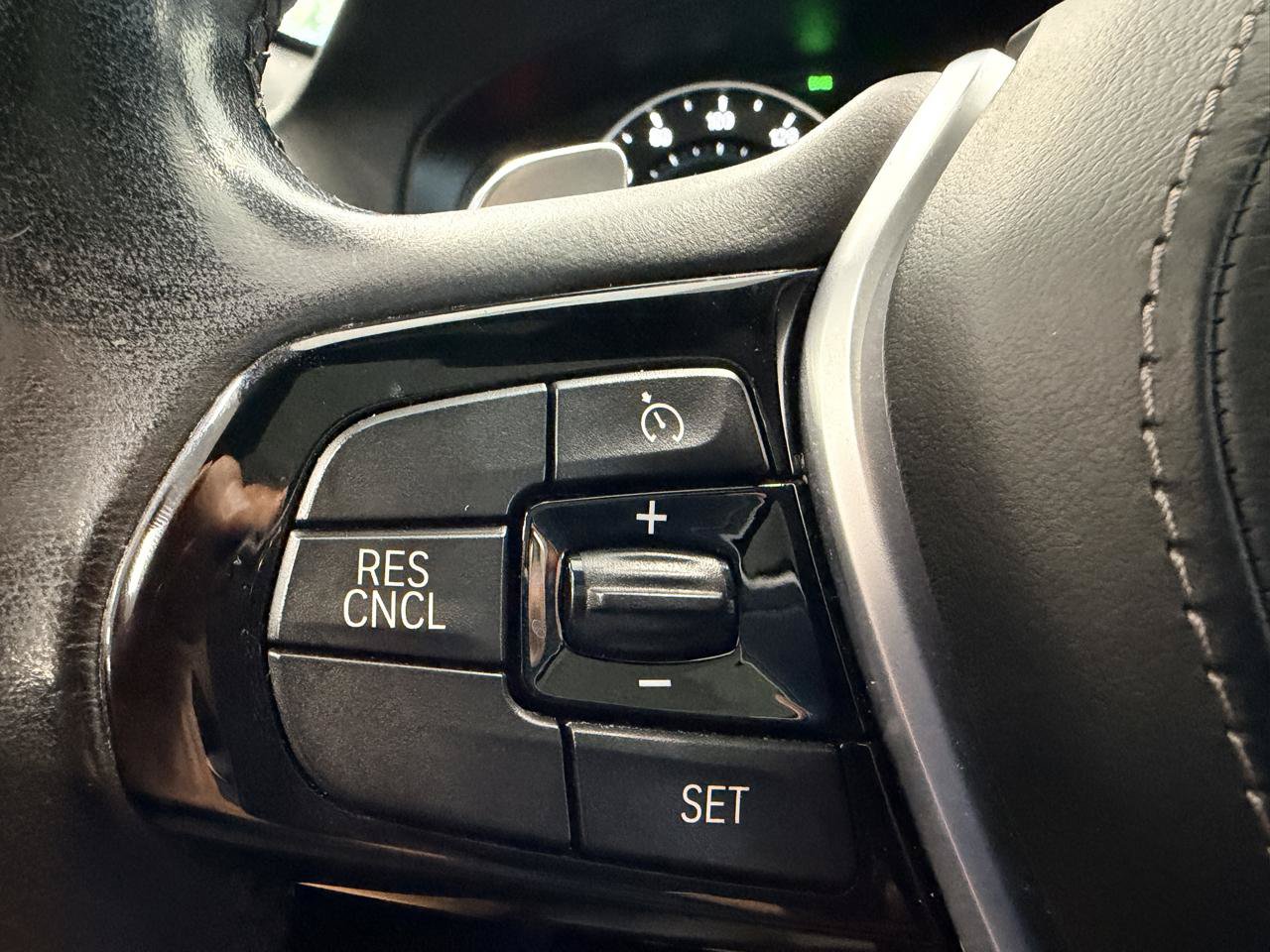 Used 2019 BMW 530i xDrive AWD/4WD image 33