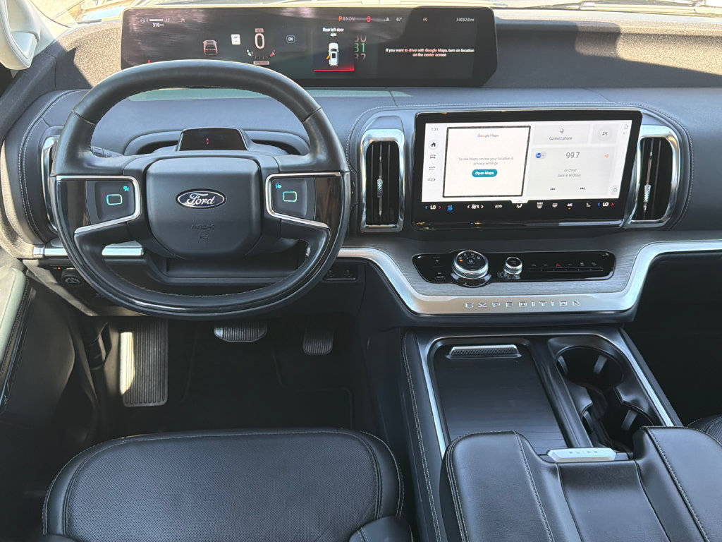 Used 2025 Ford Expedition Platinum AWD/4WD image 25