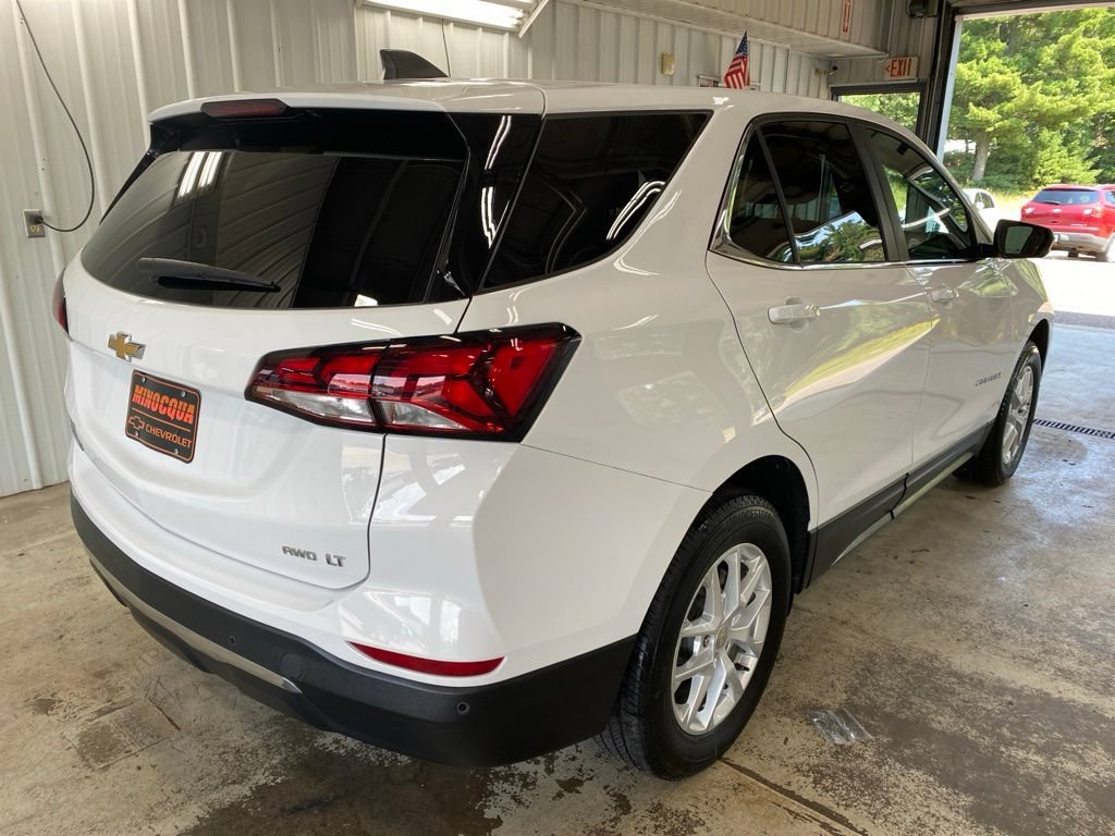 Used 2024 Chevrolet Equinox LT AWD/4WD image 15
