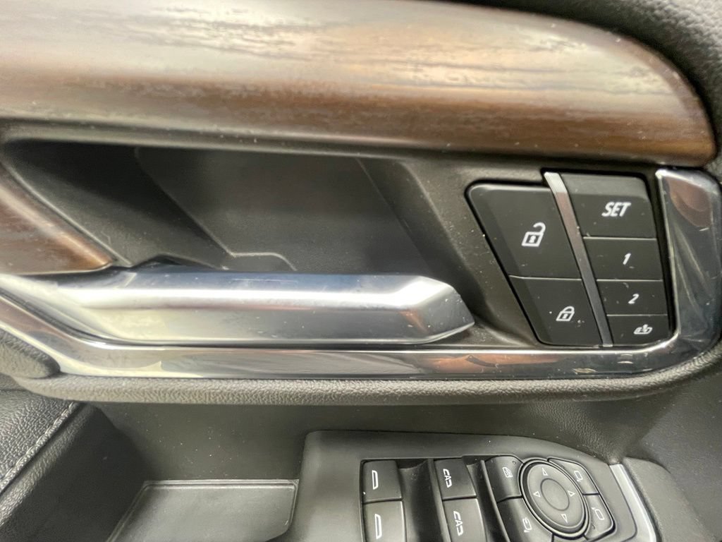 Used 2023 GMC Sierra 1500 SLT w/ SLT Premium Package AWD/4WD image 17