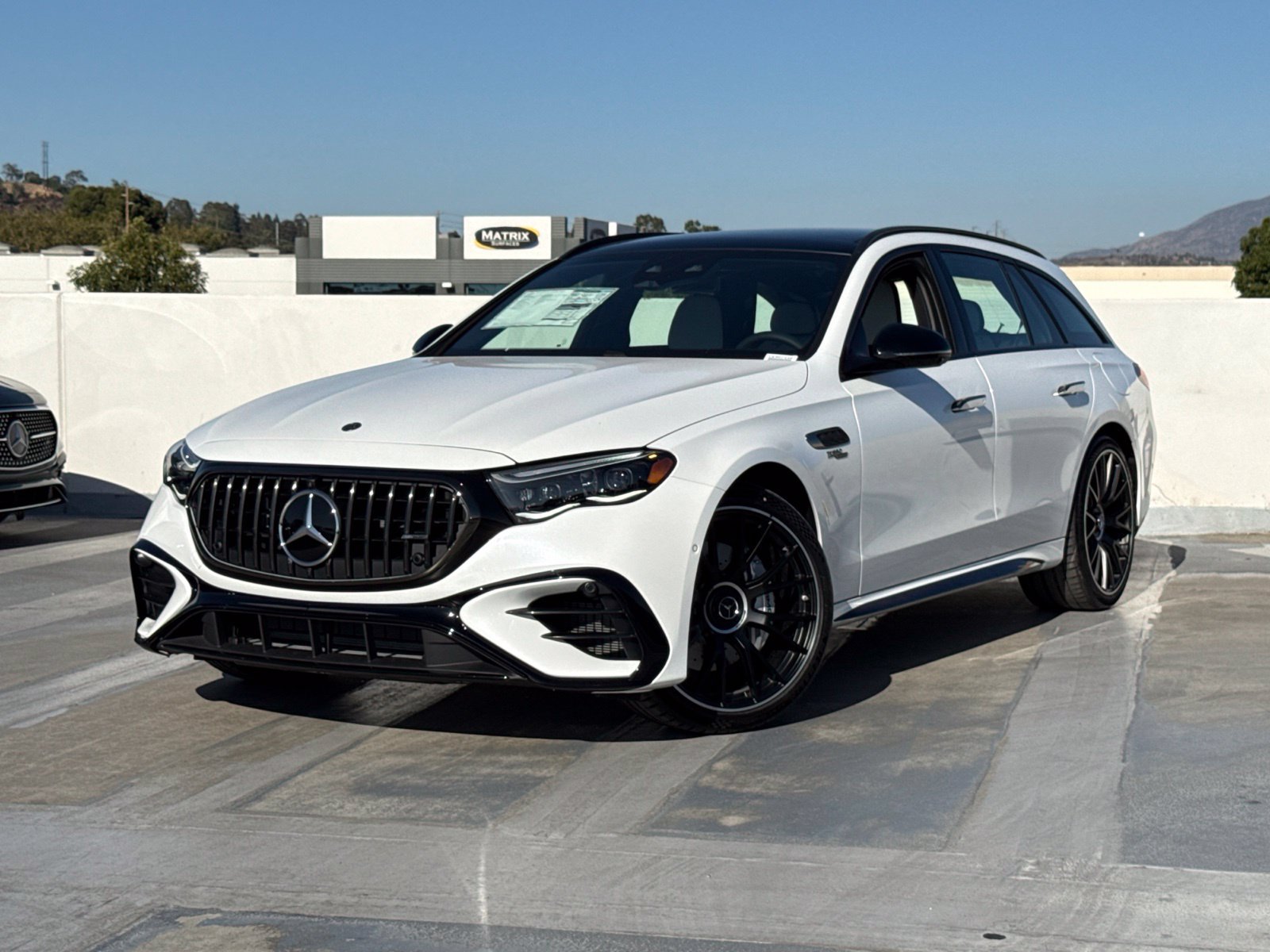 New 2026 Mercedes-Benz E 53 AMG e 4MATIC Wagon image 2