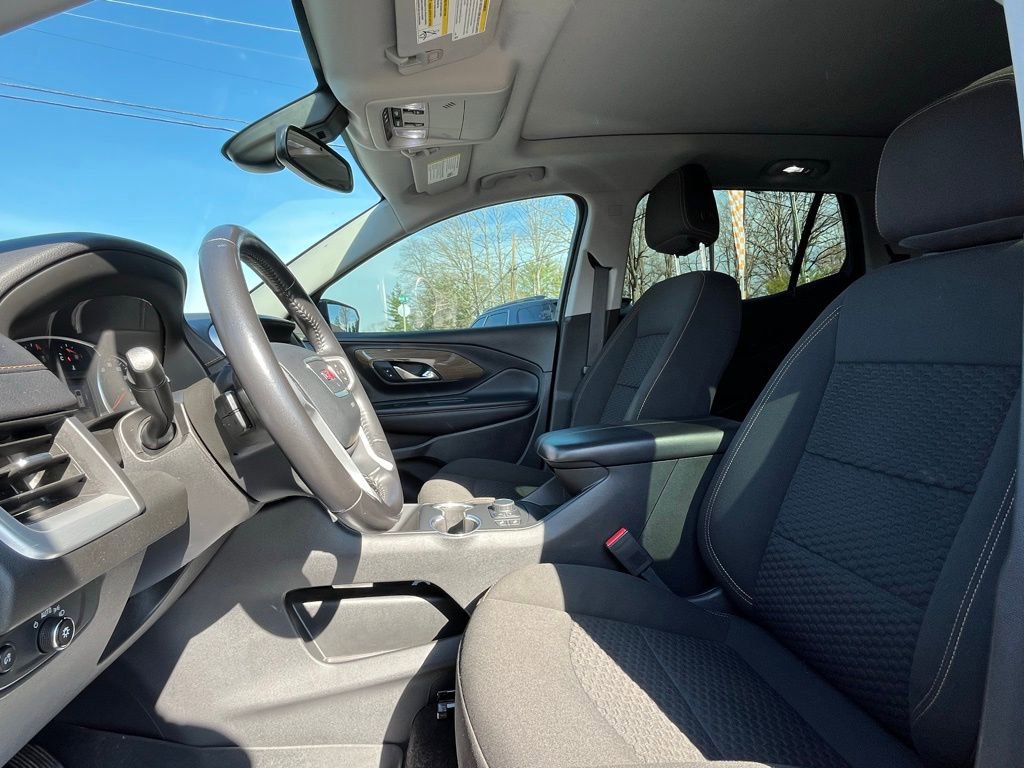 Used 2021 GMC Terrain SLE w/ Driver Convenience Package image 18