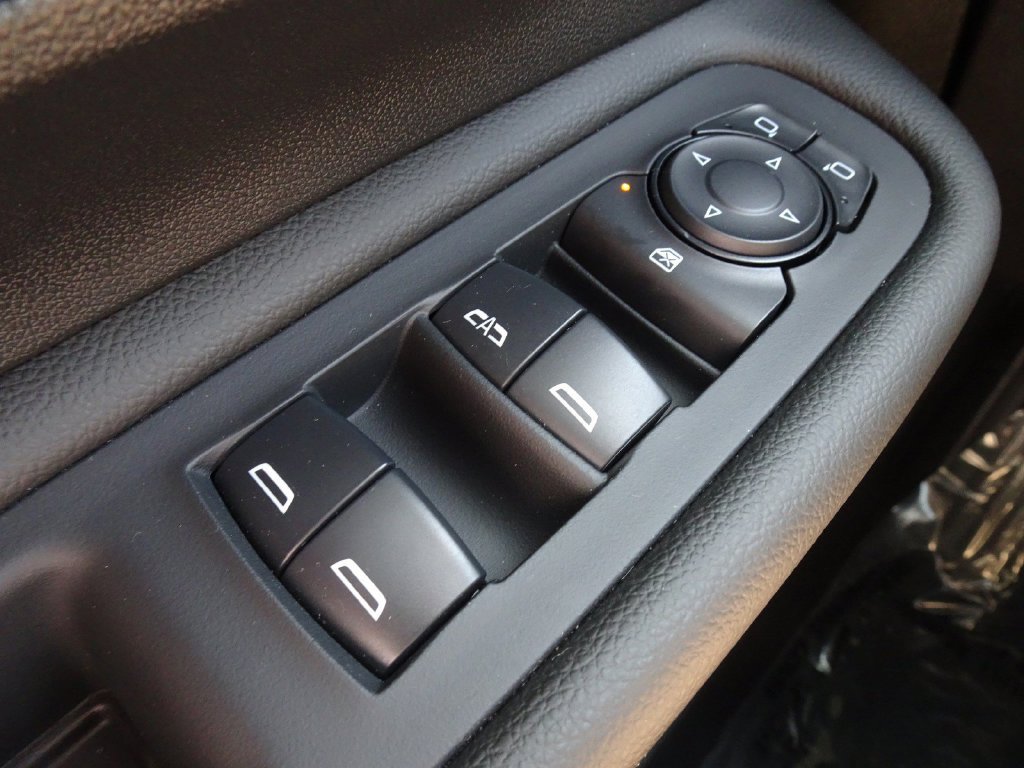 Used 2024 GMC Terrain SLE FWD image 24