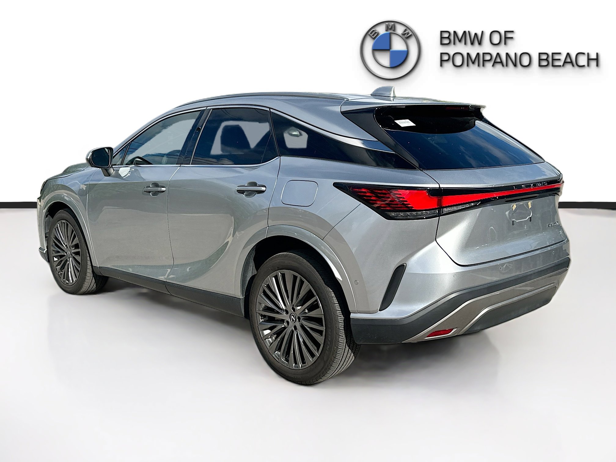 Used 2024 Lexus RX 350 w/ Luxury Package image 5