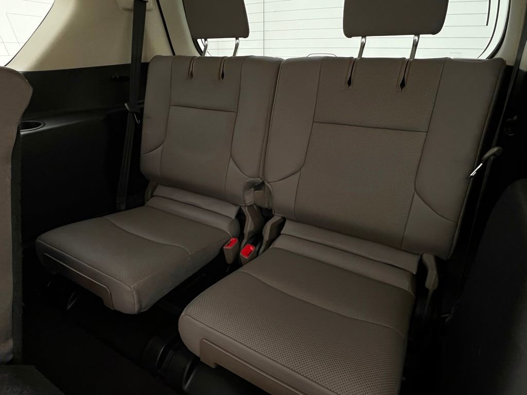 Used 2020 Lexus GX 460 Premium w/ Premium Package image 16