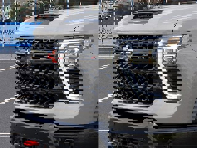 New 2026 Chevrolet Silverado 2500 ZR2 image 13