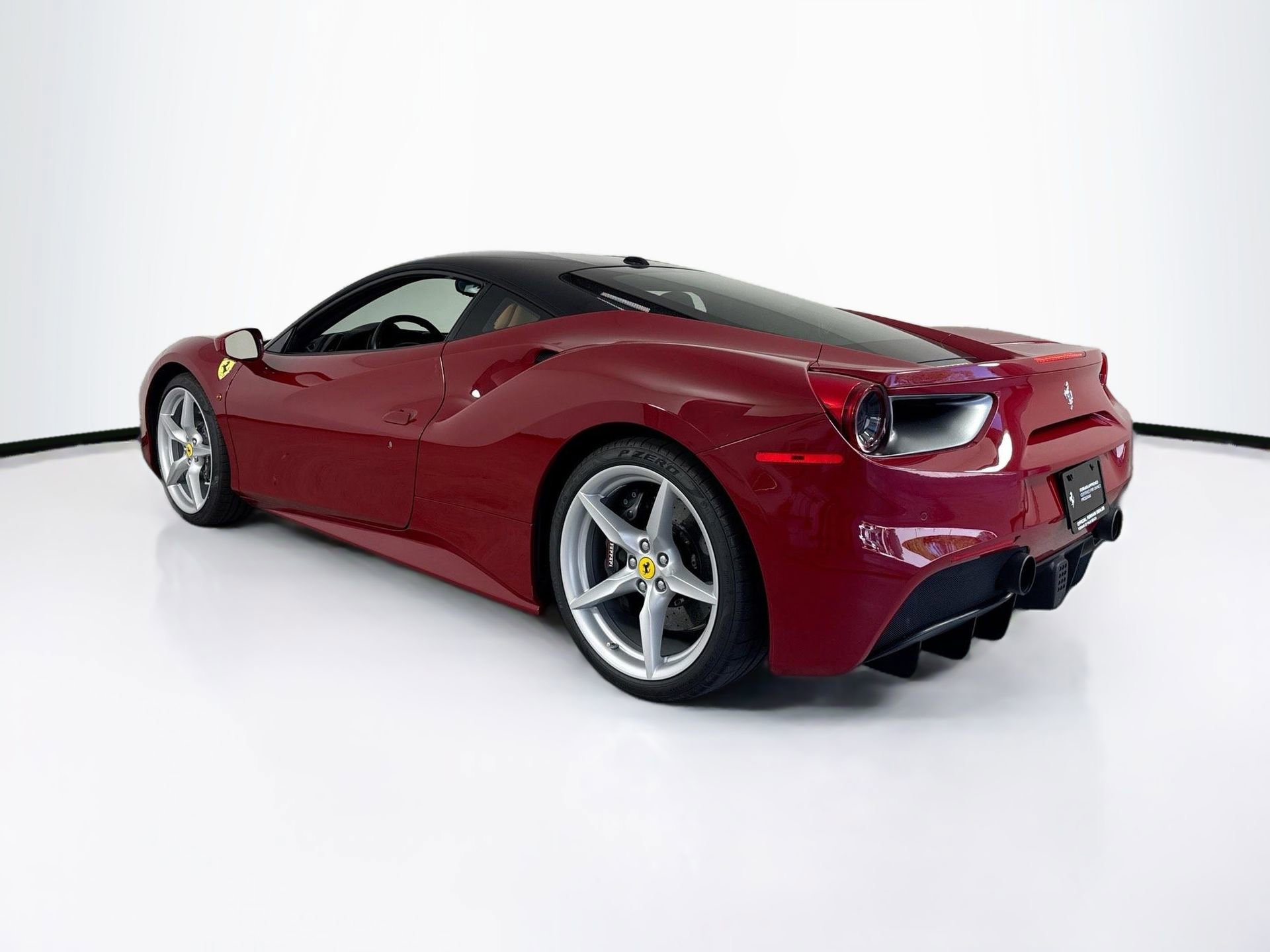 Certified 2019 Ferrari 488 GTB RWD image 5
