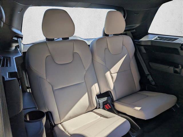 Certified 2026 Volvo XC90 B6 Plus w/ Protection Package AWD/4WD image 21