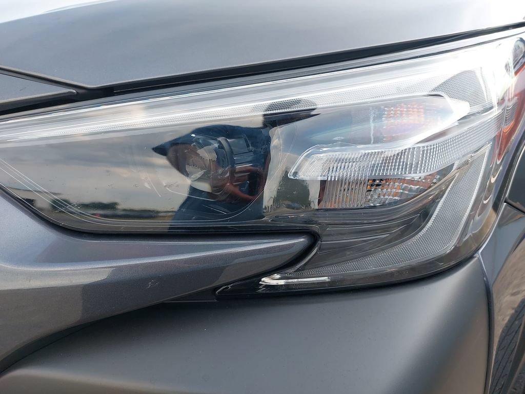 Used 2025 Subaru Outback Premium w/ Popular Package #1A AWD/4WD image 27