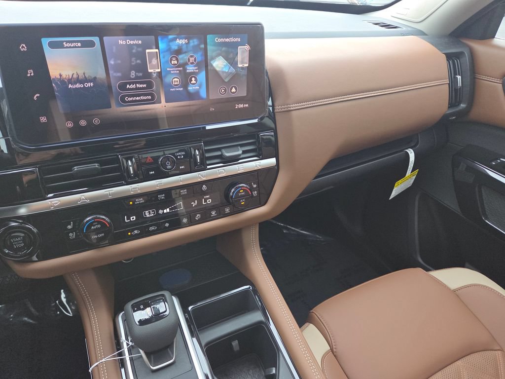 New 2026 Nissan Pathfinder Platinum AWD/4WD image 37