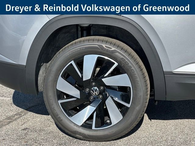 New 2026 Volkswagen Atlas Cross Sport SE image 9