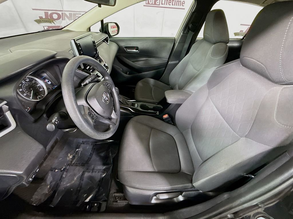 Certified 2021 Toyota Corolla LE FWD image 24