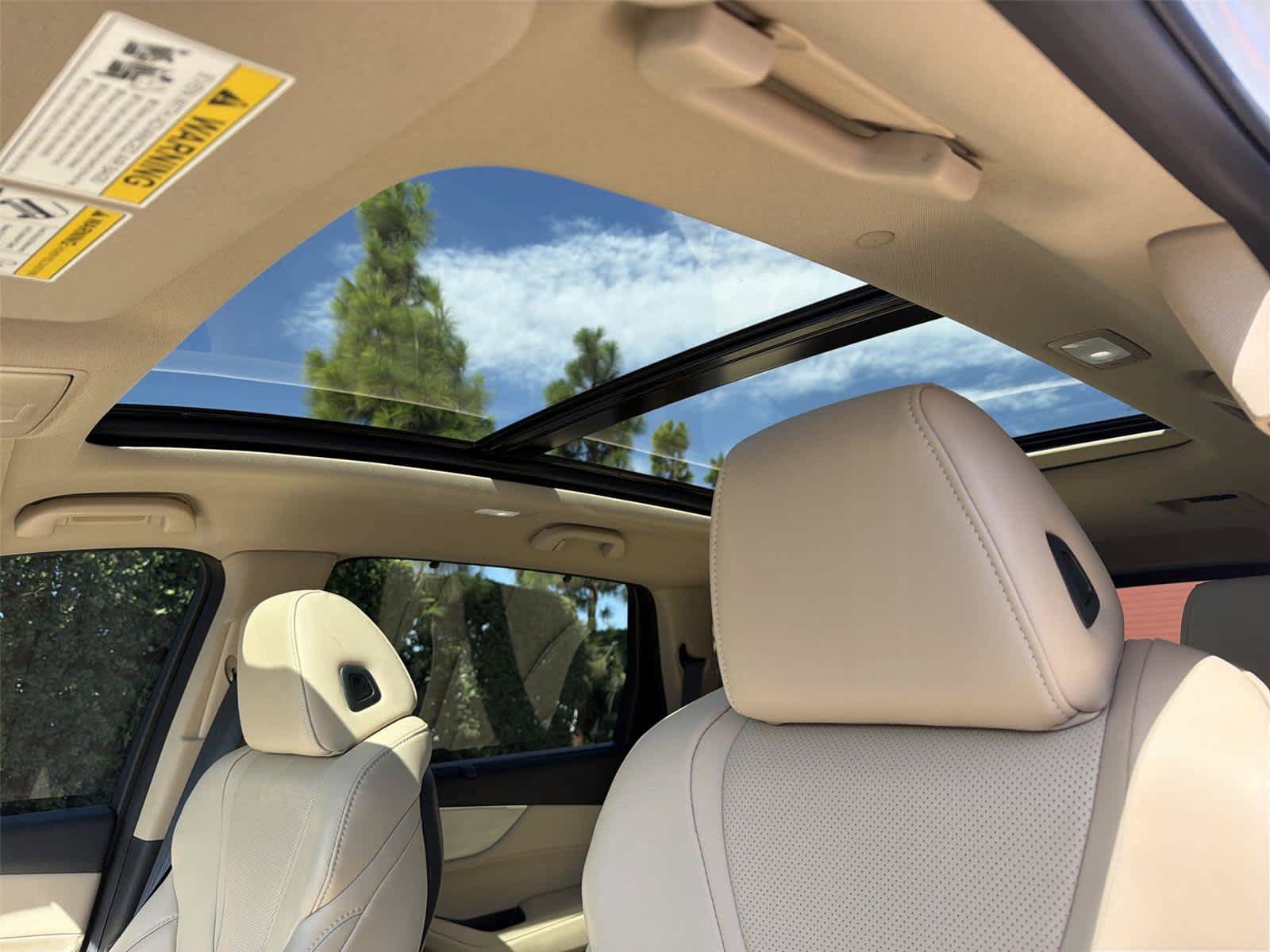 Used 2023 Acura MDX w/ Technology Package FWD image 41